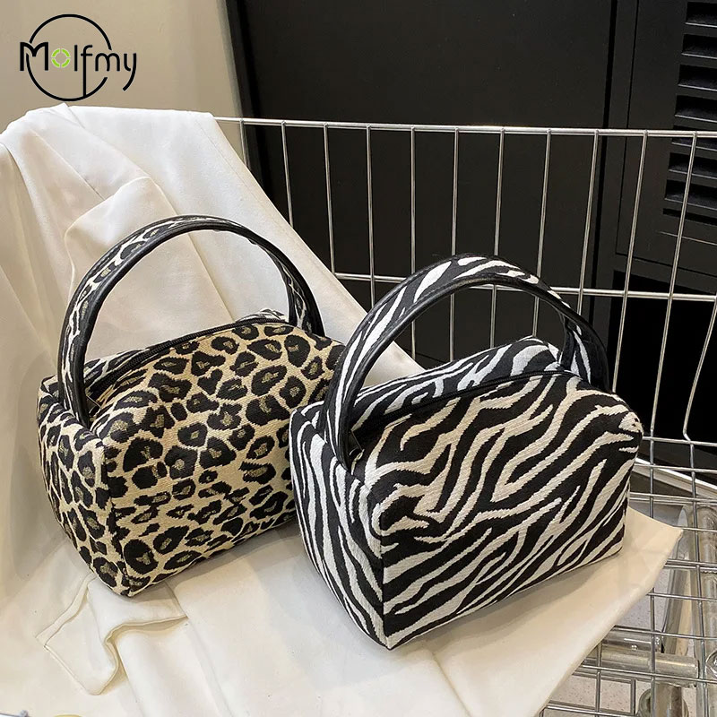 Tas Makeup macan tutul, kantun - Luxury Skin Care ulasan dan harga