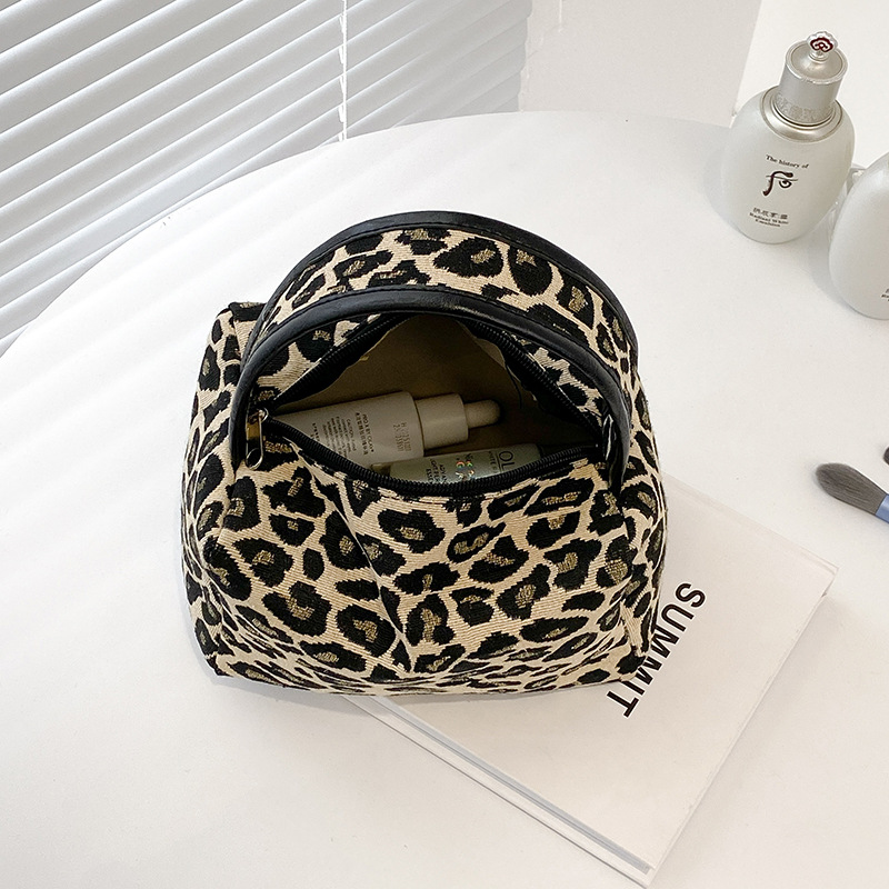 Tas Makeup macan tutul, kantun - Luxury Skin Care ulasan dan harga
